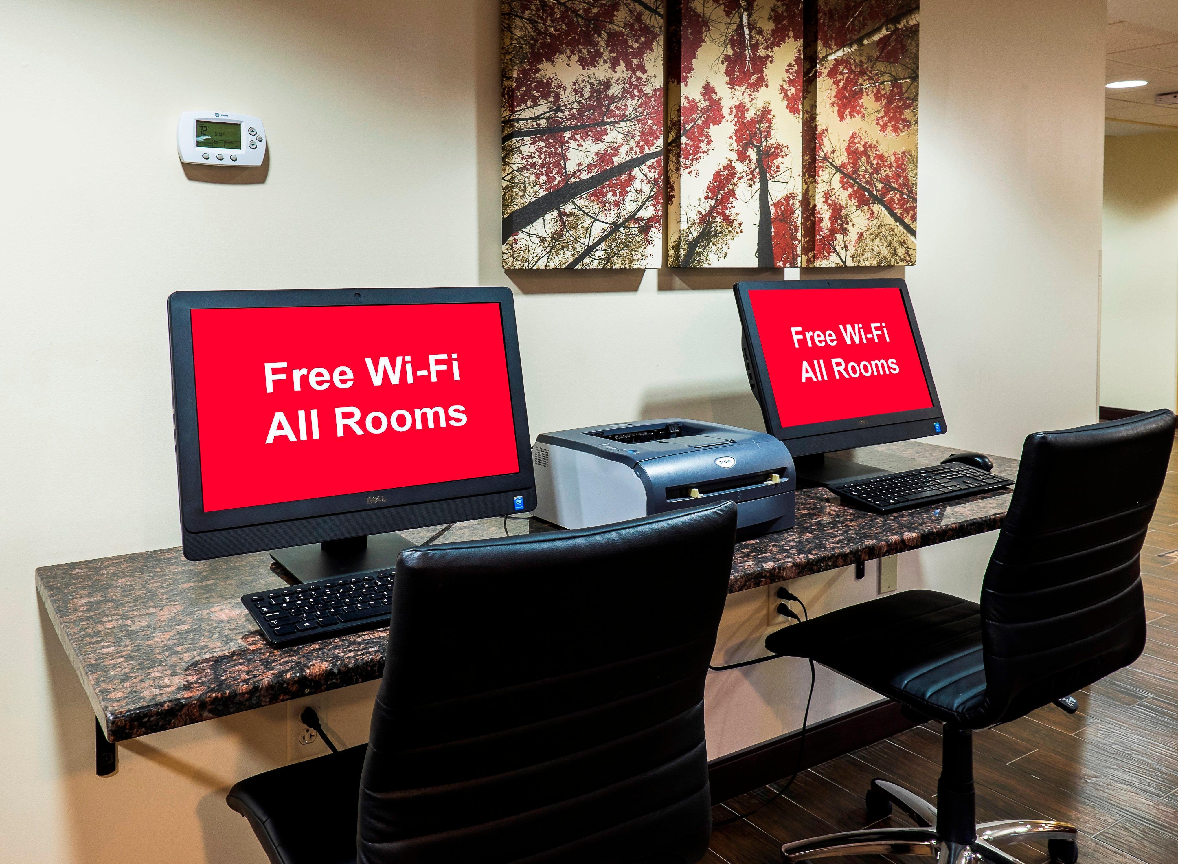 Red Roof Inn Plus+ & Suites Malone Extérieur photo